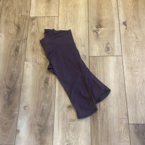 Lululemon cropped legging, 8